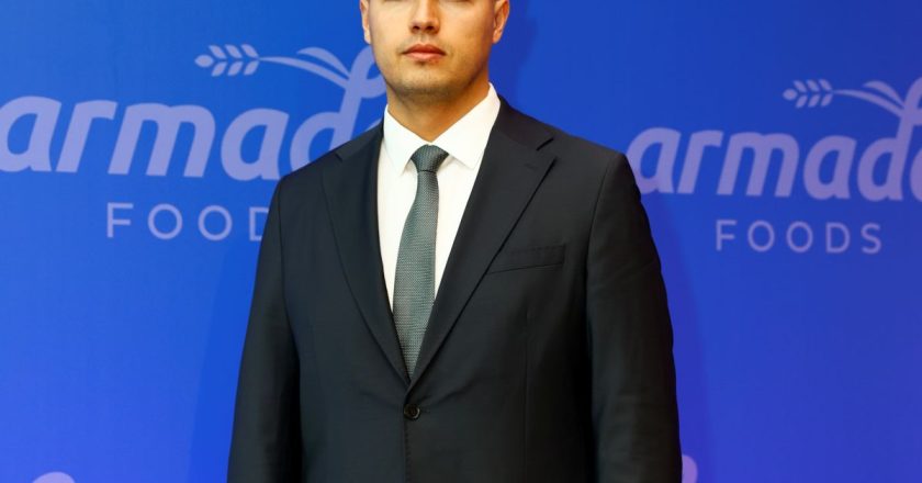 ARMADA GIDA, SİLİFKE ATALIK SARI BUĞDAY PROJESİNE DESTEK VERDİ